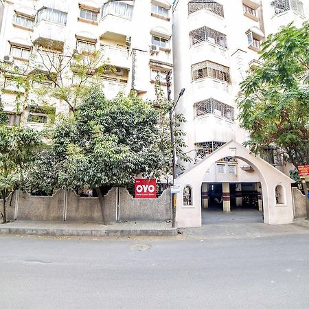 Oyo 674 Apartment Hotel Manar Luxury Suites Hyderabad Eksteriør bilde