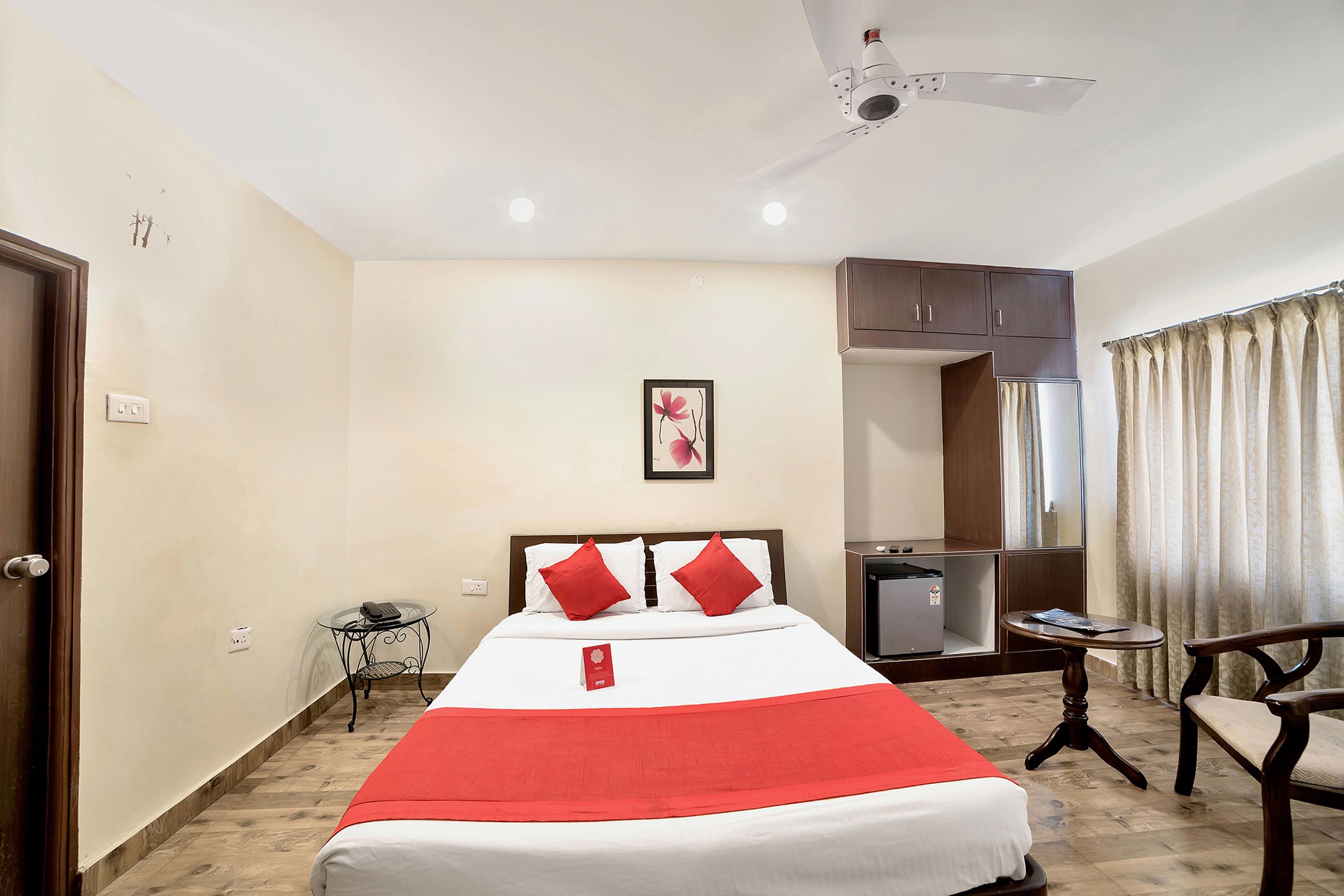 Oyo 674 Apartment Hotel Manar Luxury Suites Hyderabad Eksteriør bilde