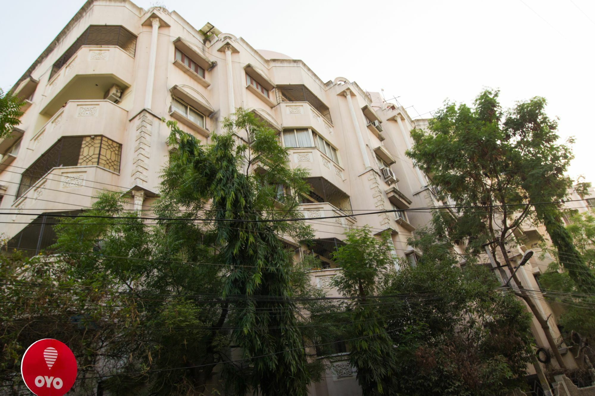 Oyo 674 Apartment Hotel Manar Luxury Suites Hyderabad Eksteriør bilde